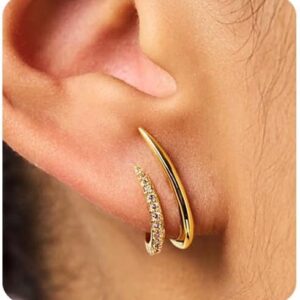 MUMREUES Gold Earrings for Women Trendy 14K Gold Plated Stud Earrings Dainty Minimalist Simple Hypoallergenic Earrings Jewelry Gift for Her