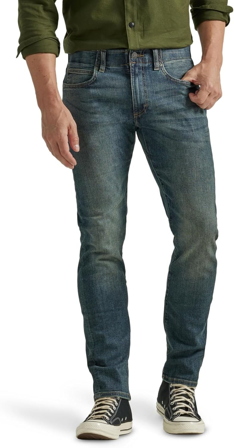 Men's Extreme Motion Slim Straight Leg Jean 2015437