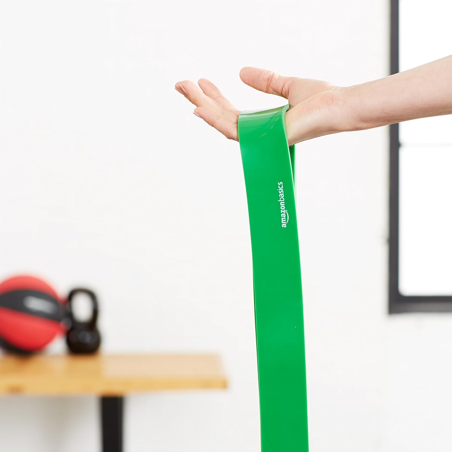 Amazon Basics Resistance Pull Up Band for Pull Up Assistance, Muscle Training, Body Stretching and Home Workouts, 1-3/4 Inches, 50 to 125 Pounds, Green - Image 2