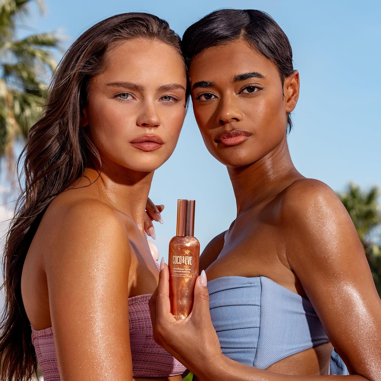 Coco & Eve Antioxidant Glow Shimmer Body Oil - Lightweight Skin Illuminator with Pearlescent Minerals, Natural Glitter, Antioxidants for Shimmering, Moisturizing and Healthy Glow (3.38 Fl Oz) - Image 4