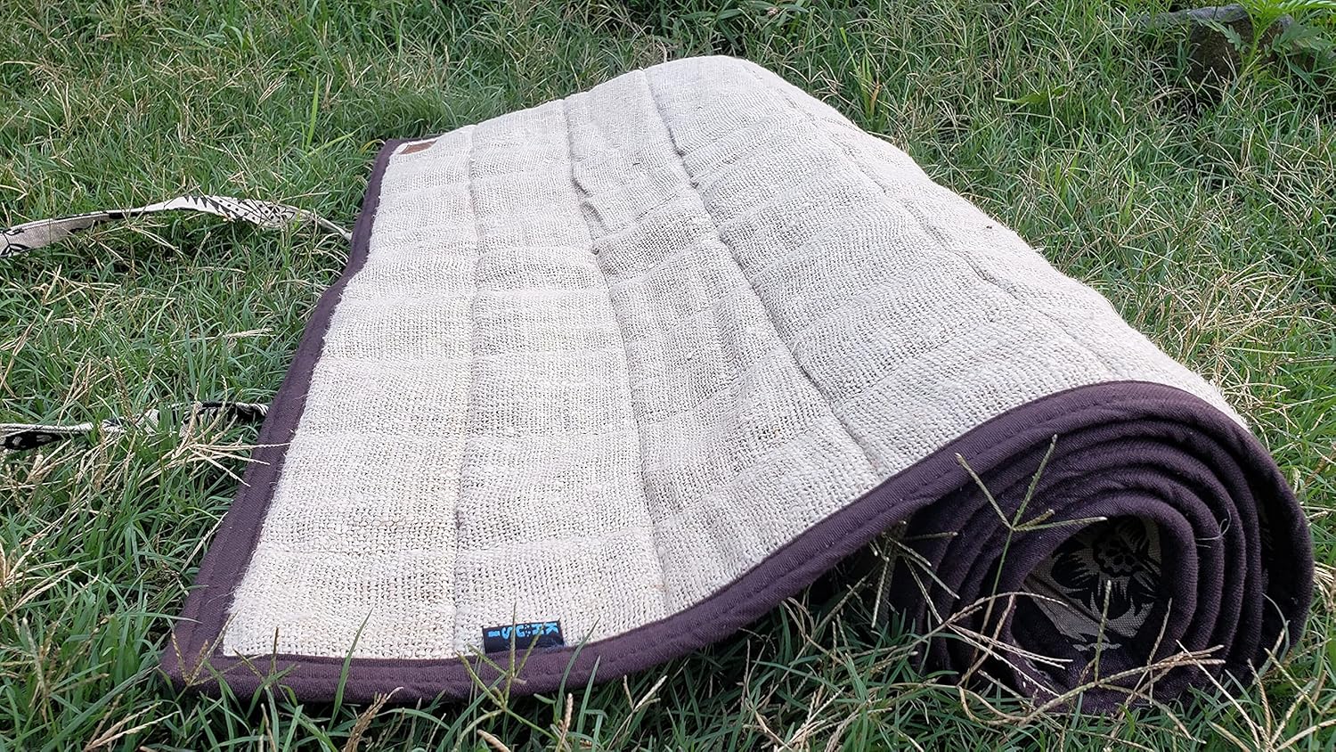 Organic Hemp Yoga Mat, 100% Handmade, Eco-Friendly, Natural and Biodegradable, multipurpose yoga mat. - Image 2